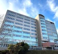 AB_Jarabinková_budova_exteriér