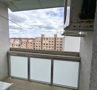 Blick vom Balkon einer 3-Zimmer-Wohnung in der Jašíkova-Straße, Bratislava - Ružinov.