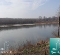 Fluss und Ufer in Gabčíkovo, Gebiet Alter Hafen Gabčíkovo, geeignet für Grundstücke - Wohnen.