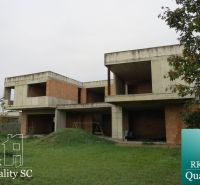 Unvollendetes Einfamilienhaus in der Záhumenská-Straße in Kráľová pri Senci.