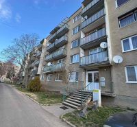 Blick auf das Wohnhaus in der J. Thuróczyho Straße in Šahy.
