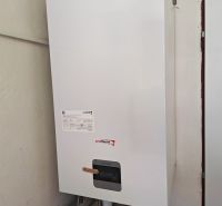 Wand-Gastherme Protherm im Technikraum eines Einfamilienhauses.