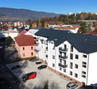 Ansicht auf den Neubau und die Umgebung in der Matúškova-Straße in Dolný Kubín, 3-Zimmer-Wohnungen verfügbar.