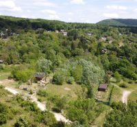 Wälder und Häuser im Stadtteil Bratislava - Lamač, Cesta na Klanec, Grundstücke - Wohnen.