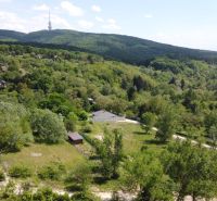 Wiesenflächen Cesty na Klanec, Bratislava - Lamač für Bauvorhaben, mit Panoramablick.