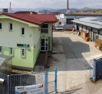 Industriegelände mit Gebäuden in Stavebná, Majer, Bezirk Banská Bystrica, Sonderimmobilien.