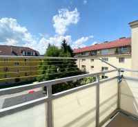 Blick vom Balkon einer 2-Zimmer-Wohnung an der Alešovo nábrežie, Košice - Stadtteil Staré Mesto.
