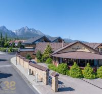 Restaurant und Pension in Nová Lesná mit Blick auf die Hohe Tatra.