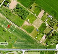 Grundstücke in der Zlatobanská-Straße in Prešov, geeignet zum Wohnen, mit städtischer und privater Zufahrtsstraße.