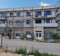 Gebäude in der Renovierung in der Tomčany-Straße in Martin für 3-Zimmer-Wohnungen.