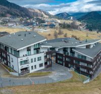 Ferienwohnung im Ort Donovaly in der Straße Donovaly, umgeben von Natur und Bergen.