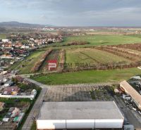 Luftaufnahme der Produktionsanlagen in der Pezinska-Straße in Vinosady.