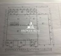 Architektonischer Plan von Lagern und Hallen in Méra mit Details der Räume und Maßen.