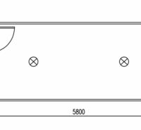 Grundriss der Hütte mit den Maßen 5800x2500 mm, Türen und Fenster gekennzeichnet mit W1, M2.