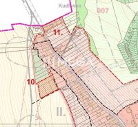 Karte mit der Kennzeichnung von Wohnbaugrundstücken im Gebiet Brestovská, Humenné.