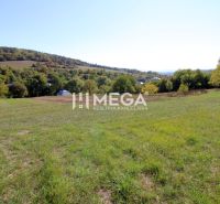 Grundstücke - Wohnen im Dorf Vyšné Ladičkovce in der Straße Vyšné Ladičkovce, umgeben von Natur.
