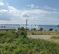 Grundstücke für Wohnbebauung in Klokočov mit Blick auf den See, in der Straße Klokočov.