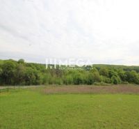 Grüne Felder und Wälder in Vyšný Kazimír, ideal für Grundstücke - Wohnen.