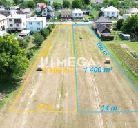 Grundstücke - Wohnen in Jasenov mit einer Fläche von 1400 m², geeignet für den Bau von Häusern.