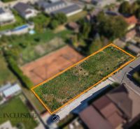 Grundstücke - Wohnen in der Straße Malé Blahovo in Dunajská Streda, umgeben von Grünflächen.