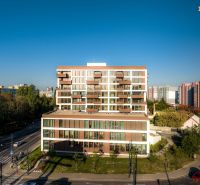Wohnungsbau in Bratislava - Ružinov in der Mierová-Straße mit moderner Architektur.
