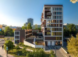 Wohnungsbau in der Mierová-Straße in Bratislava - Ružinov, mit umliegendem Grün.