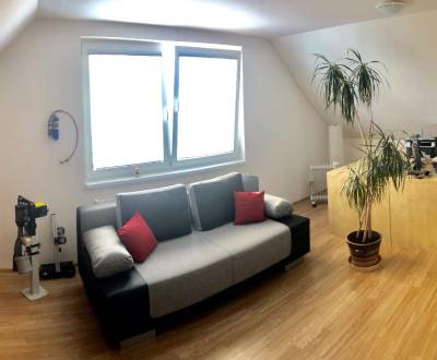 Büros, Veľká Okružná, zu vermieten, Žilina, Slowakei