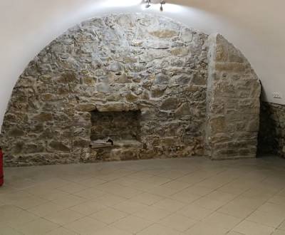 Gastronomieräumlichkeiten, zu vermieten, Žilina, Slowakei