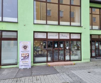 Kaufen Geschäftsräumlichkeiten, námestie slobody, Prievidza, Slowakei