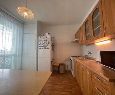 3-Zimmer-Wohnung, Vinohradská, zu verkaufen, Hlohovec, Slowakei