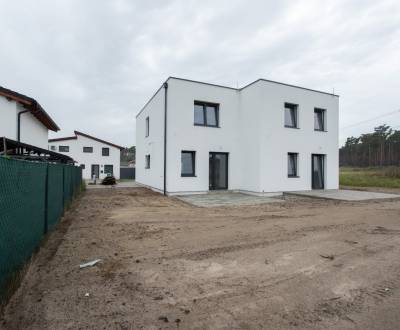 Einfamilienhaus, Alej Martina Benku, zu verkaufen, Malacky, Slowakei
