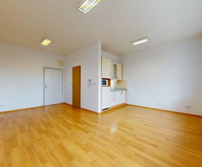 Kaufen 2-Zimmer-Wohnung, Tomášikova, Bratislava - Ružinov, Slowakei