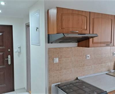 Na predaj 2 izbový byt o výmere 60,99 m2 v Žiari nad Hronom