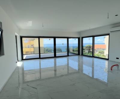 HR/KOŽINO/ZADAR-Verkauf 4-Zimmer-Wohnung mit großer Terrasse und Blick