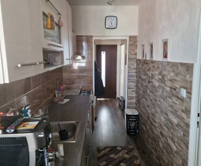 3,5 izbový byt v úplnom centre mesta Lučenec