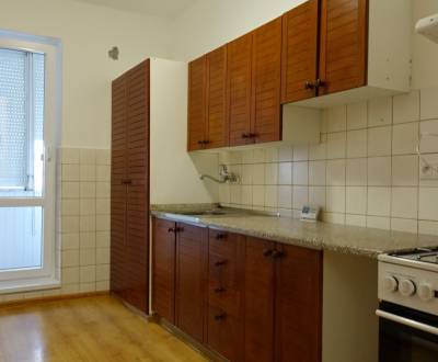 Mieten 3-Zimmer-Wohnung, 3-Zimmer-Wohnung, Pestovateľská, Bratislava -