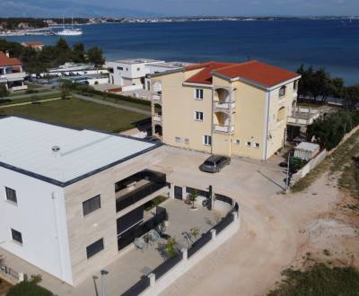 KROATIEN - Villa mit drei Wohnungen - VIR, Zadar