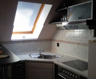 Mieten 4-Zimmer-Wohnung, 4-Zimmer-Wohnung, Jaroslawská, Michalovce, Sl