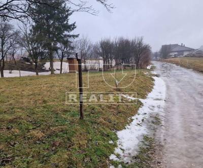 Na predaj rekreačný pozemok 713m2, obec Ďurčiná (Rajec)