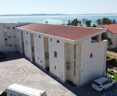 KROATIEN - Apartment mit Garten und Meerblick - PRIVLAKA, Zadar