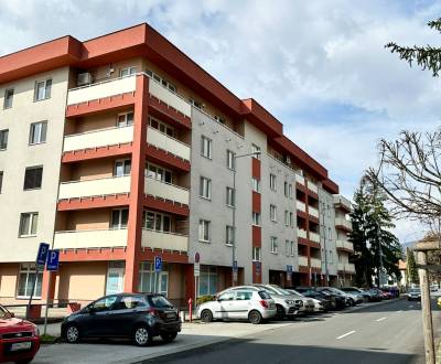 Mieten 1-Zimmer-Wohnung, 1-Zimmer-Wohnung, Bakossova, Banská Bystrica,