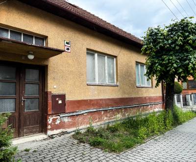 Kaufen Einfamilienhaus, Einfamilienhaus, 1. maja, Žilina, Slowakei