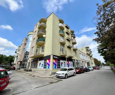 GALANTA/CENTRUM - Gewerbefläche mit Balkon im OC GALAXIA