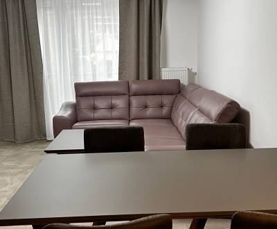 Mieten 3-Zimmer-Wohnung, 3-Zimmer-Wohnung, Piaristická, Nitra, Slowake