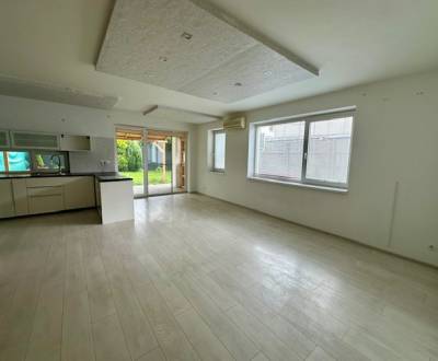 Kaufen 4-Zimmer-Wohnung, 4-Zimmer-Wohnung, Pivonková, Senec, Slowakei
