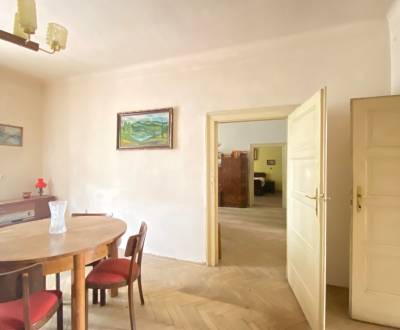 Kaufen 4-Zimmer-Wohnung, 4-Zimmer-Wohnung, Bratislava - Staré Mesto, S