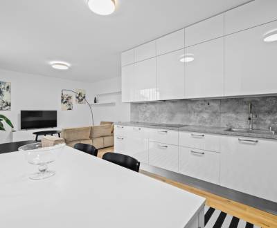 Geräumige 4-Zimmerwohnung mit Terrasse in Bratislava-Petržalka