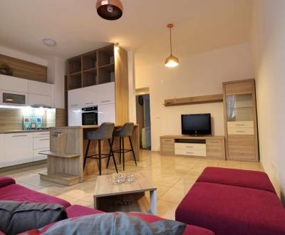 Mieten 3-Zimmer-Wohnung, 3-Zimmer-Wohnung, Štúrova, Nitra, Slowakei