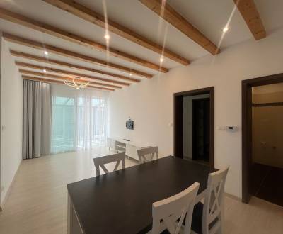 Mieten Einfamilienhaus, Einfamilienhaus, Rascová, Bratislava - Ružinov