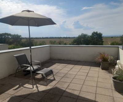 Kaufen 4-Zimmer-Wohnung, 4-Zimmer-Wohnung, Pivonková, Senec, Slowakei